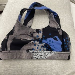 lululemon sport bra